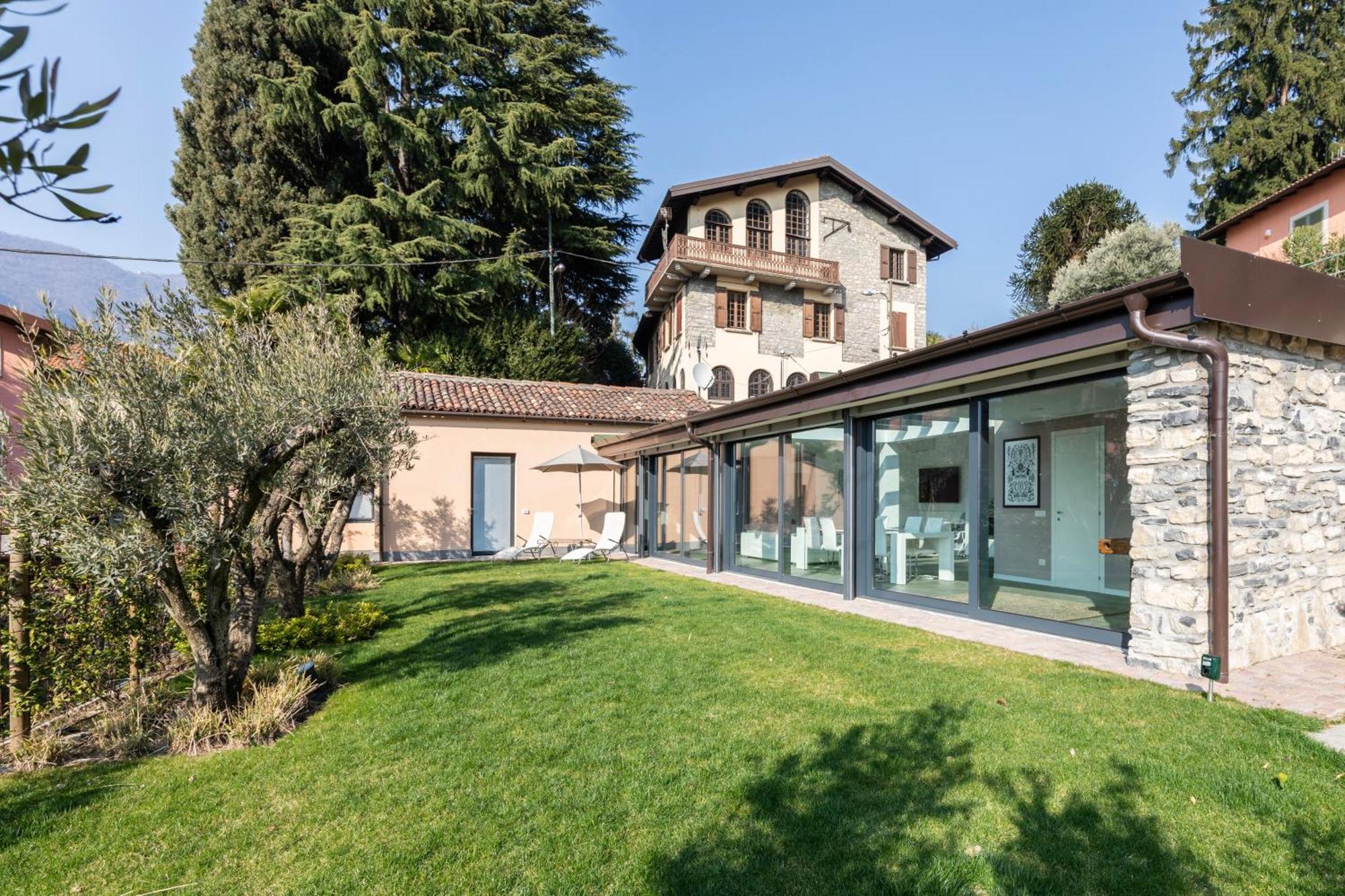 Torno Lumina House - Private Garden & Lake View Extérieur photo
